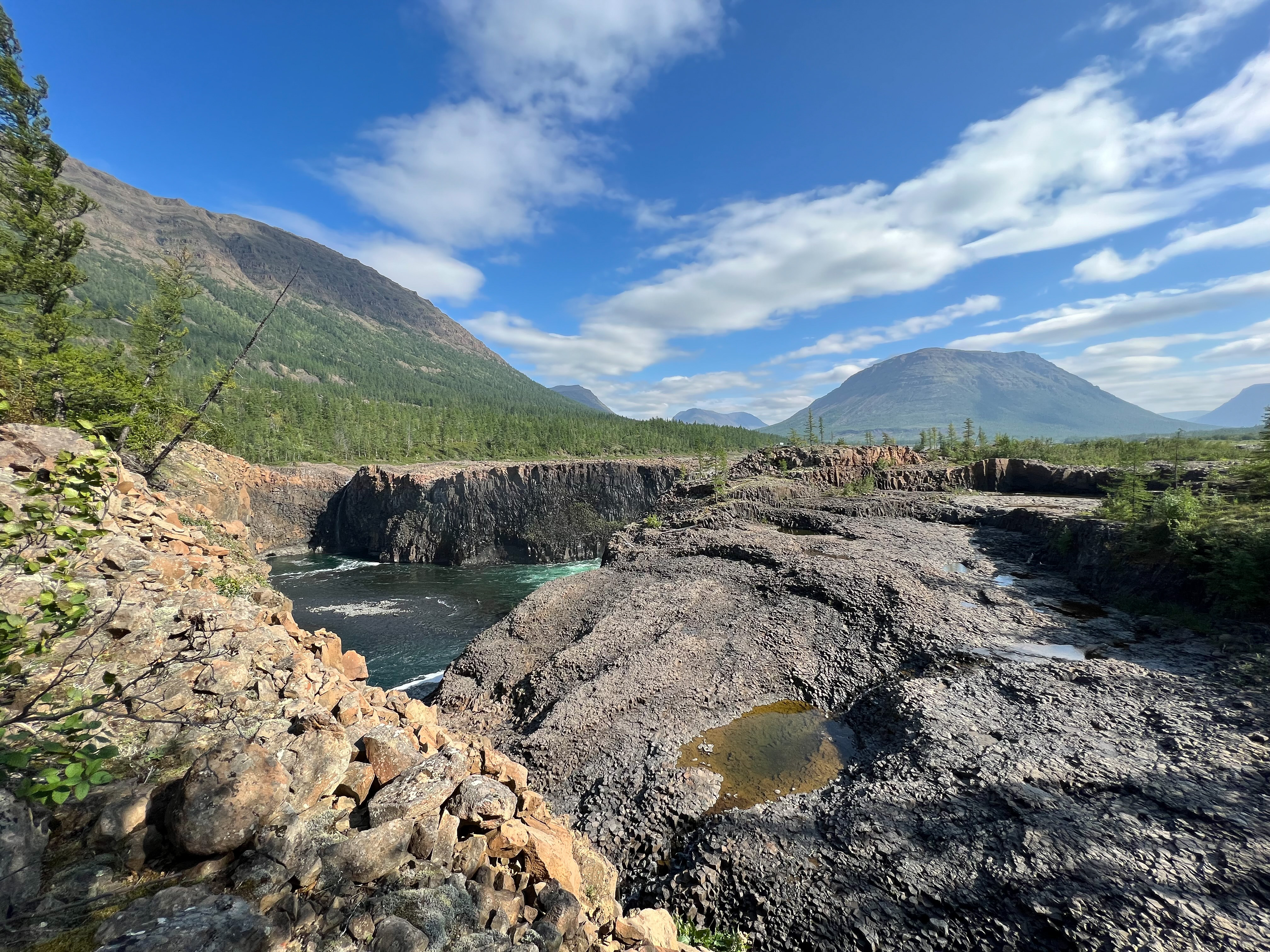 водопад Китабо-Орон